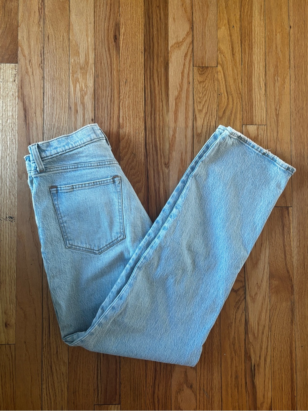 Abercrombie & Fitch sz8 90s high rise straight let light wash